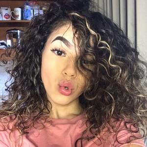 Meet your Posher, Jules